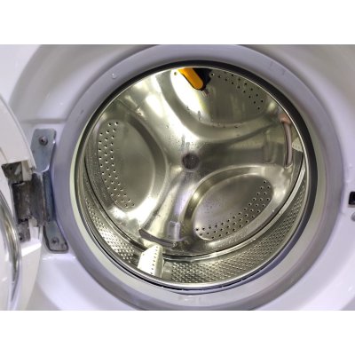 Стиральная машина бу Indesit WISL 82