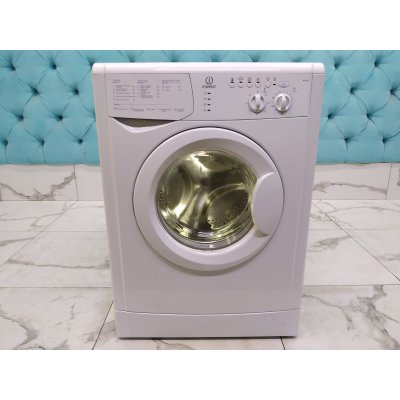 Стиральная машина бу Indesit WISL 82