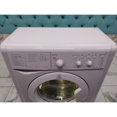 Стиральная машина бу Indesit IWUC 4105