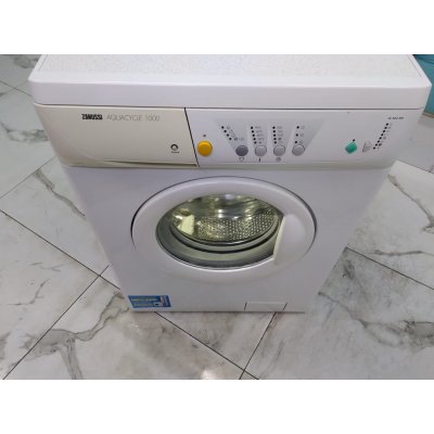 Стиральная машина бу Zanussi FE904NN