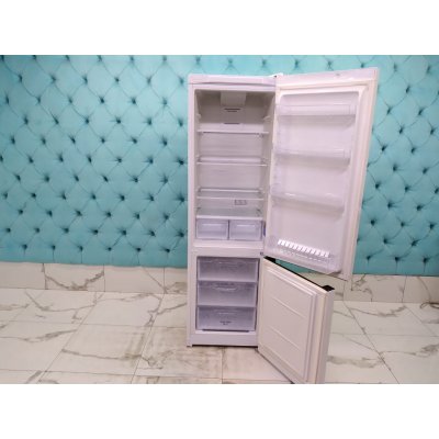 Холодильник бу Indesit DF 5200W фото 2