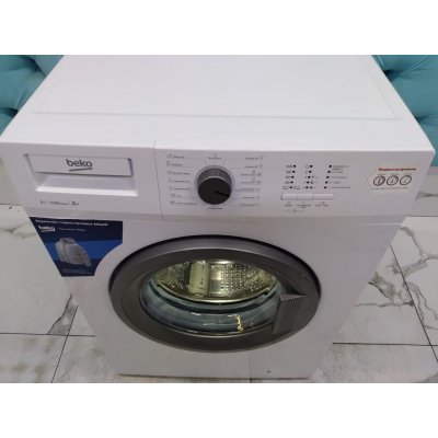 Стиральная машина бу Beko WDN635P1BSW
