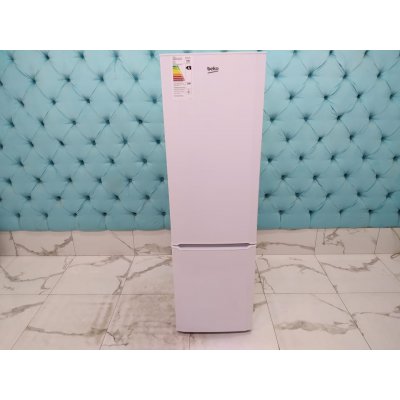 Холодильник бу Beko CS331000