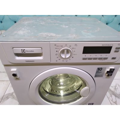Стиральная машина бу Electrolux EWG147540W