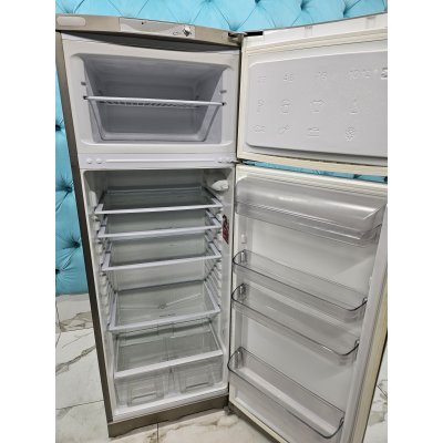 Холодильник Ariston RMTA 1167
