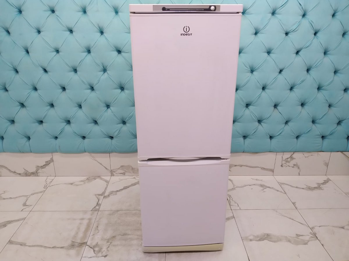 Холодильник бу Indesit SB 167