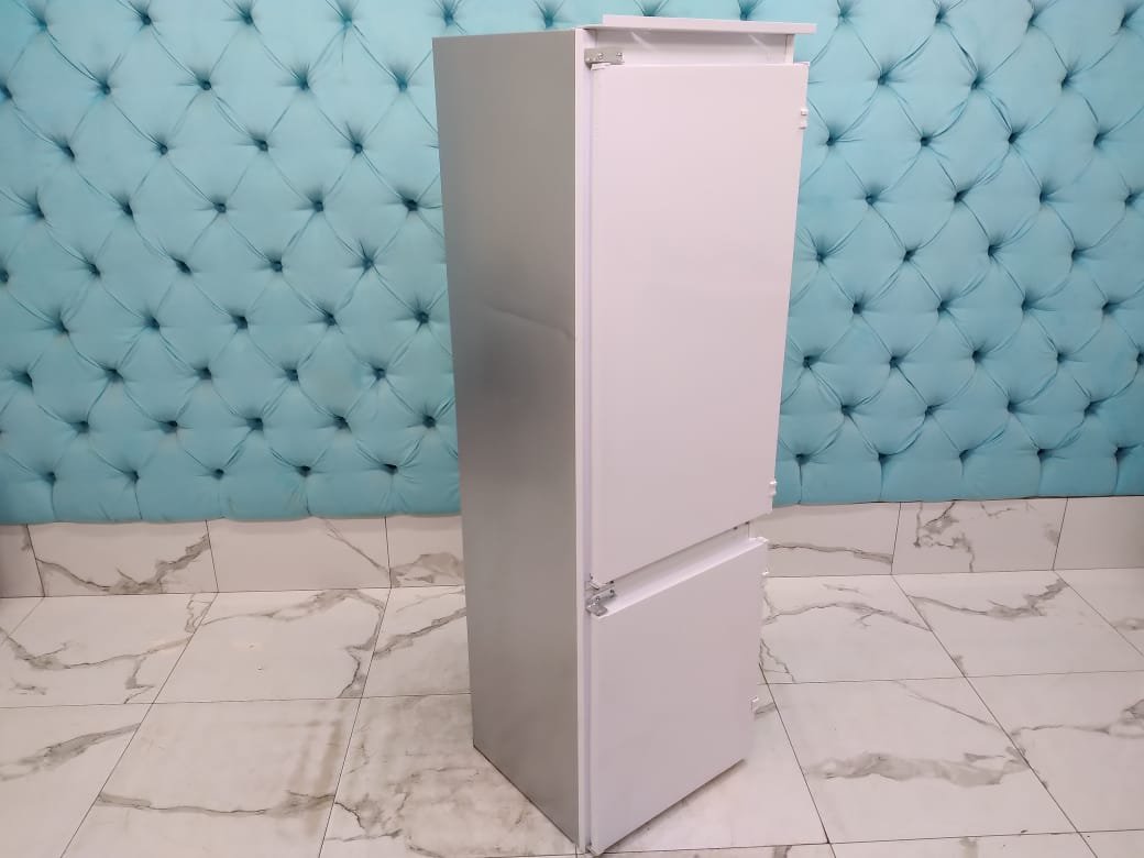 Холодильник бу Indesit B18AID/1