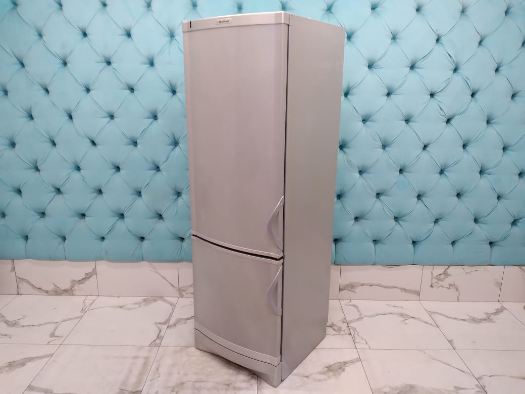 Холодильник бу Vestfrost BKF355