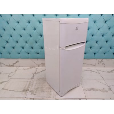 Холодильник бу Indesit T14R024