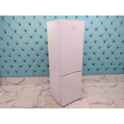 Холодильник бу Indesit IB 181