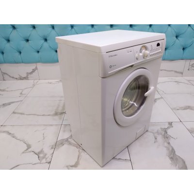 Стиральная машина бу Electrolux EWS 1030