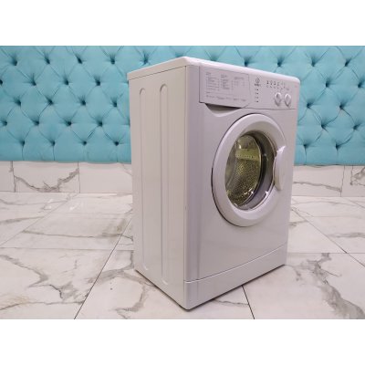 Стиральная машина бу Indesit WISL 82