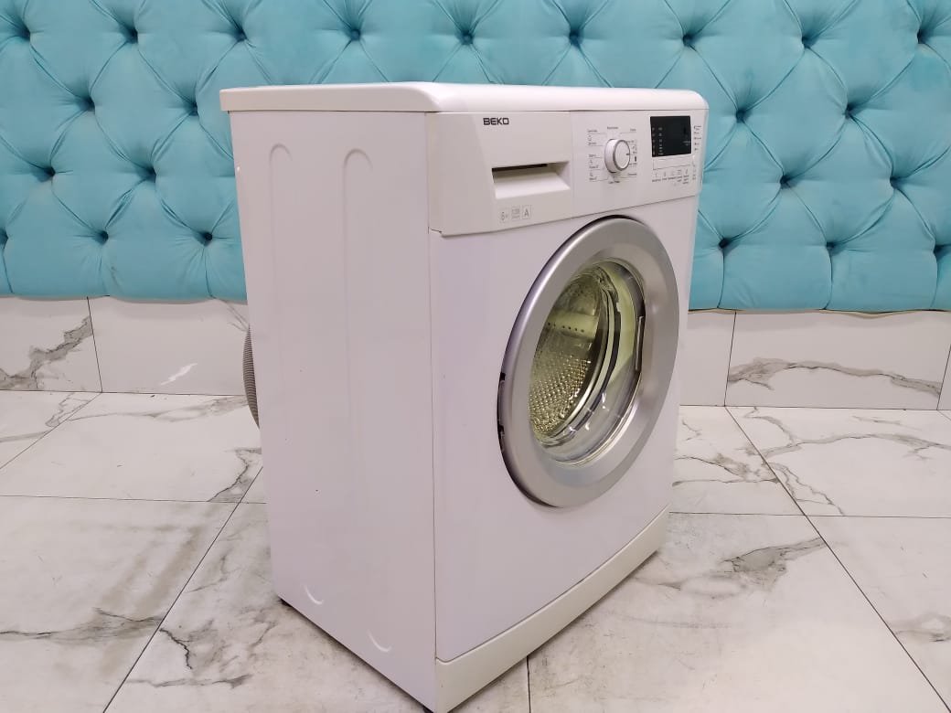 Стиральная машина бу Beko WKB 61021PTMA