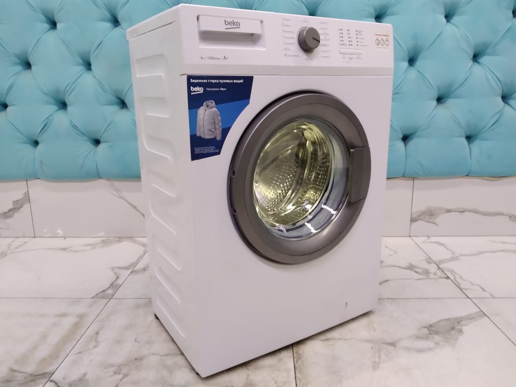 Стиральная машина бу Beko WDN635P1BSW
