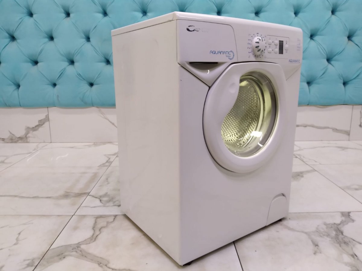 Стиральная машина бу Candy AQUA 800DF