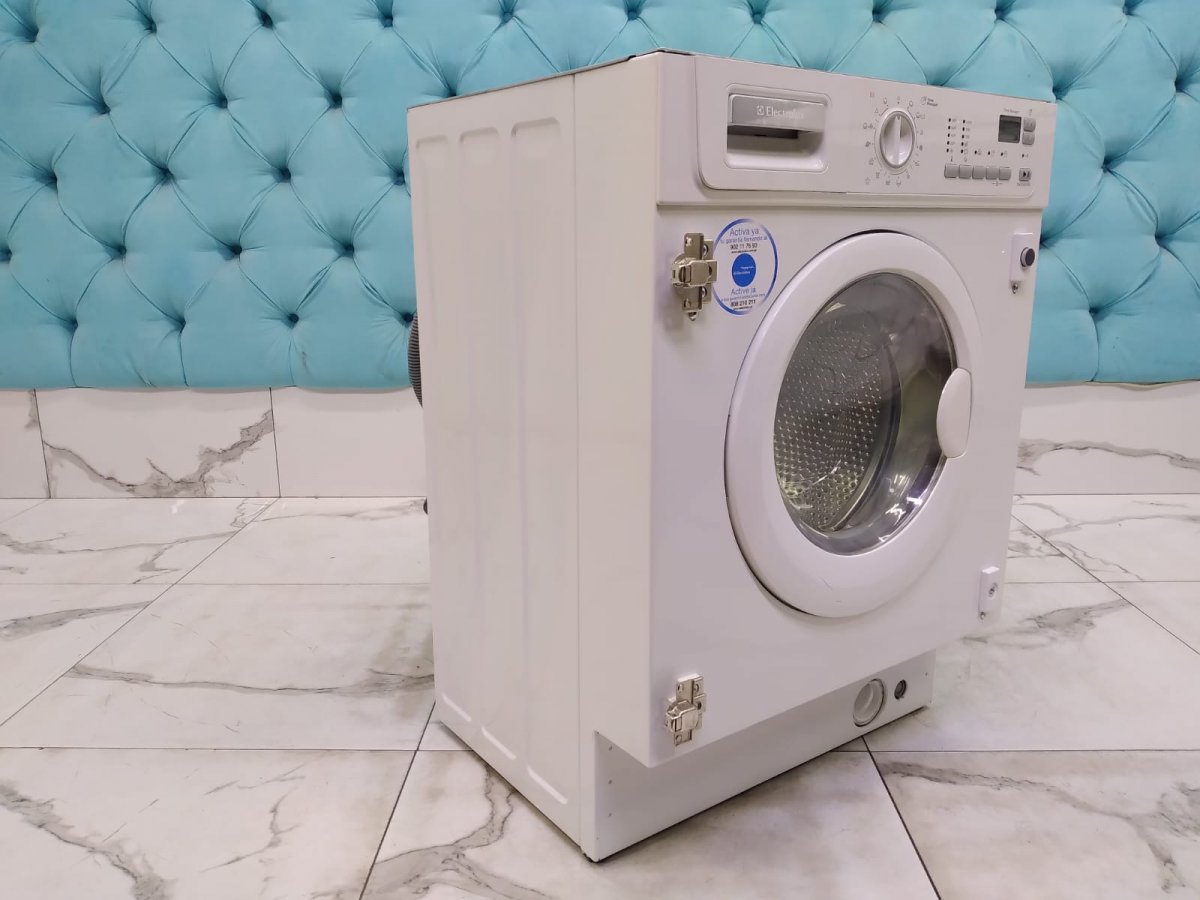 Стиральная машина бу Electrolux EWX 14550W
