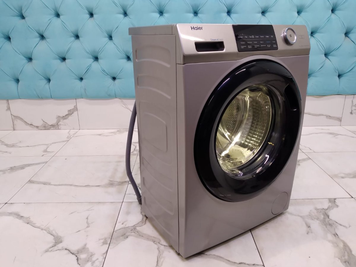 Стиральная машина бу Haier HW70BP12959AS
