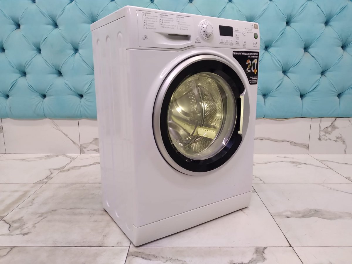 Стиральная машина бу Ariston WMSG7125