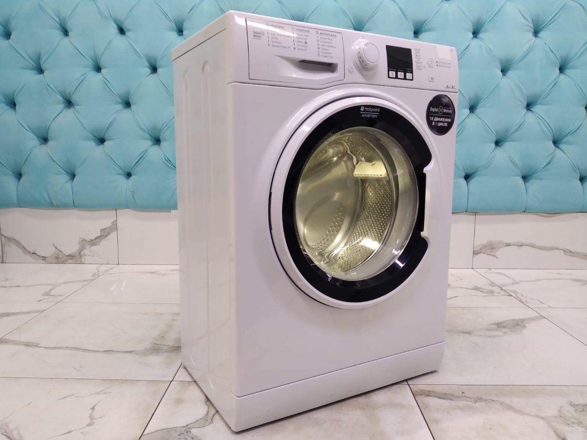 Стиральная машина бу Ariston RSM 601