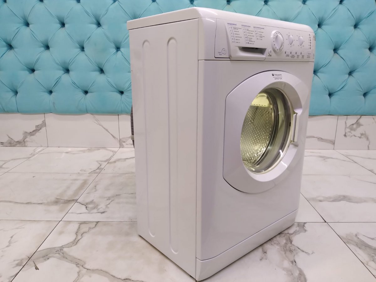 Стиральная машина бу Ariston ARSL 100