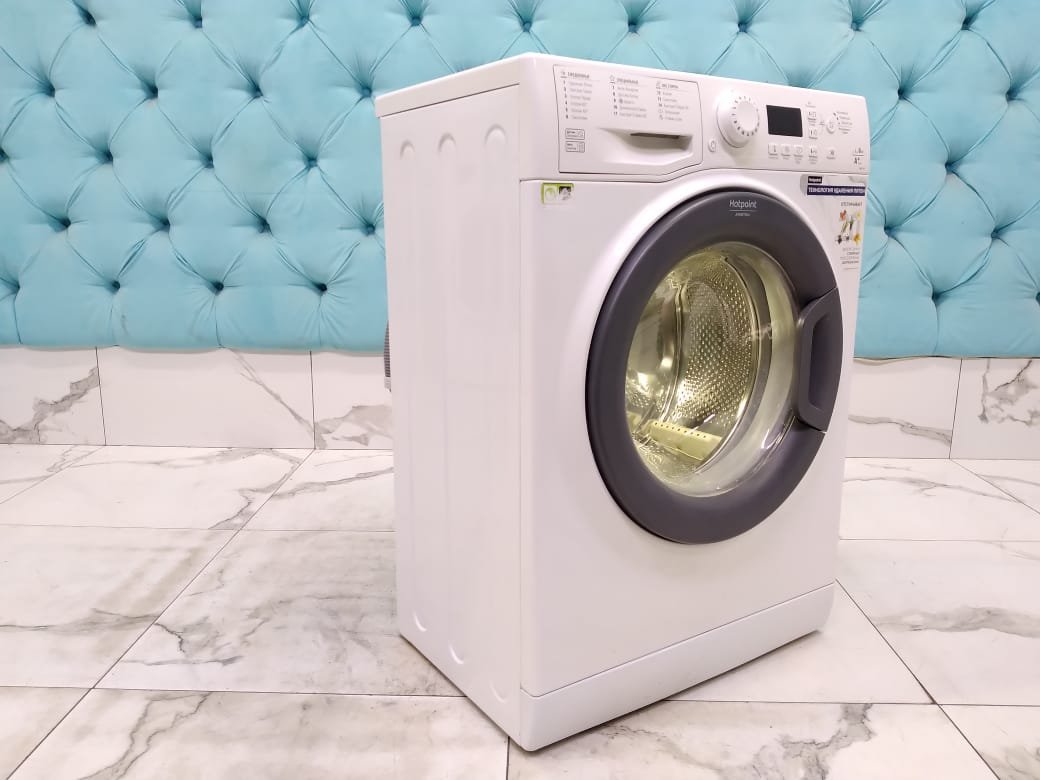 Стиральная машина бу Ariston VMSG601