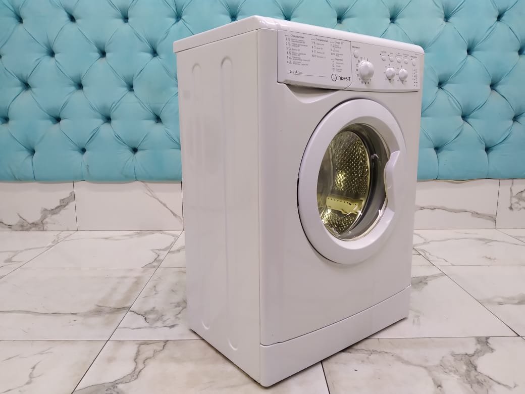 Стиральная машина бу Indesit IWSC 5105