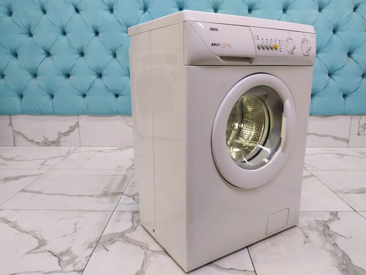 Стиральная машина бу Zanussi ZWS 3102