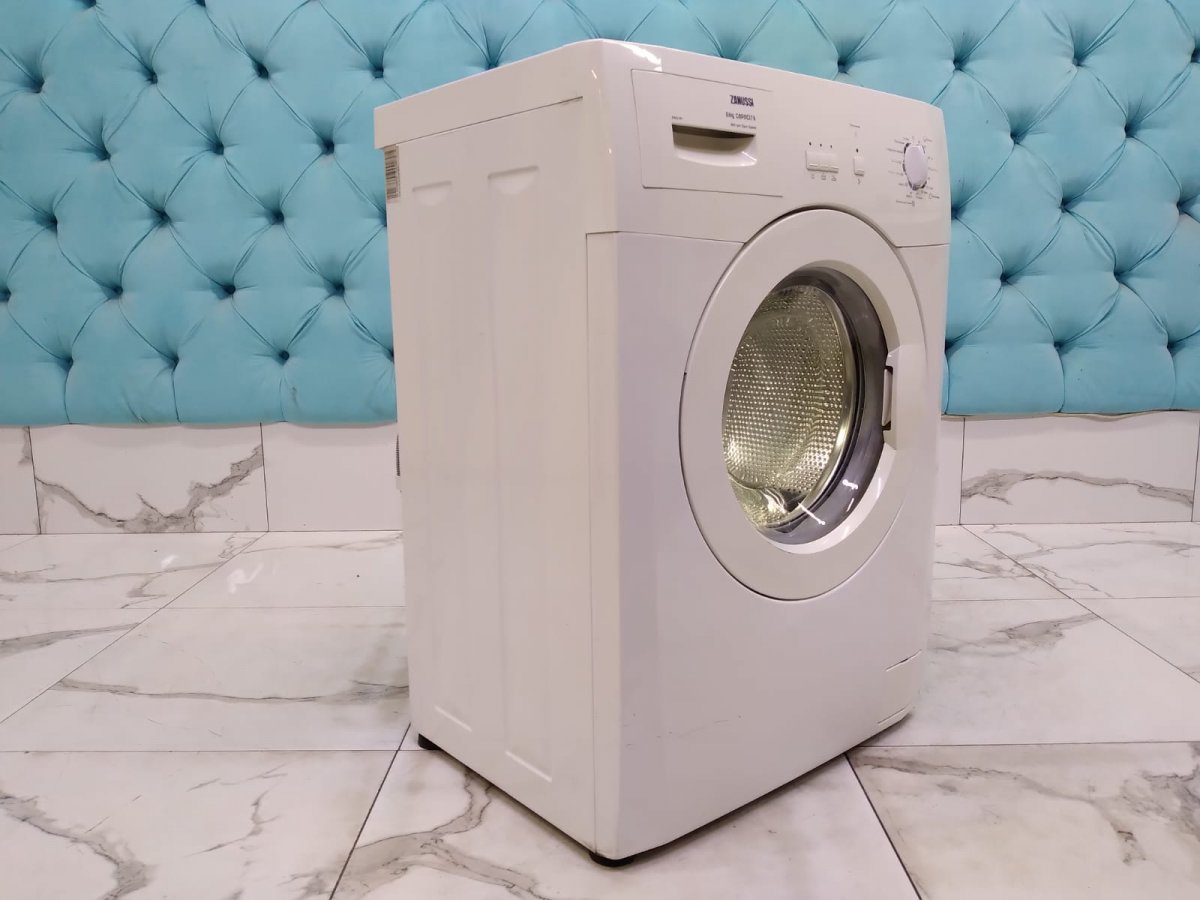 Стиральная машина бу Zanussi ZWG 181